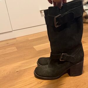 Vera Wang Lavender Label Black Heeled Boots